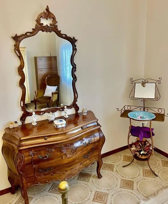 Casa Narcisa La Tua Oasi Tra Vigne E Olivi Apartment Montecarlo Italy
